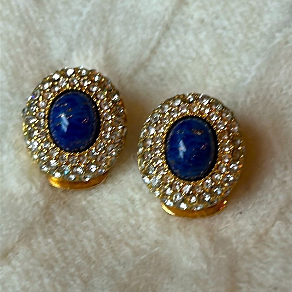 Vintage DIOR Classic Gold Tone, blue Cabochon lapis and Rhinestones Ear Clips